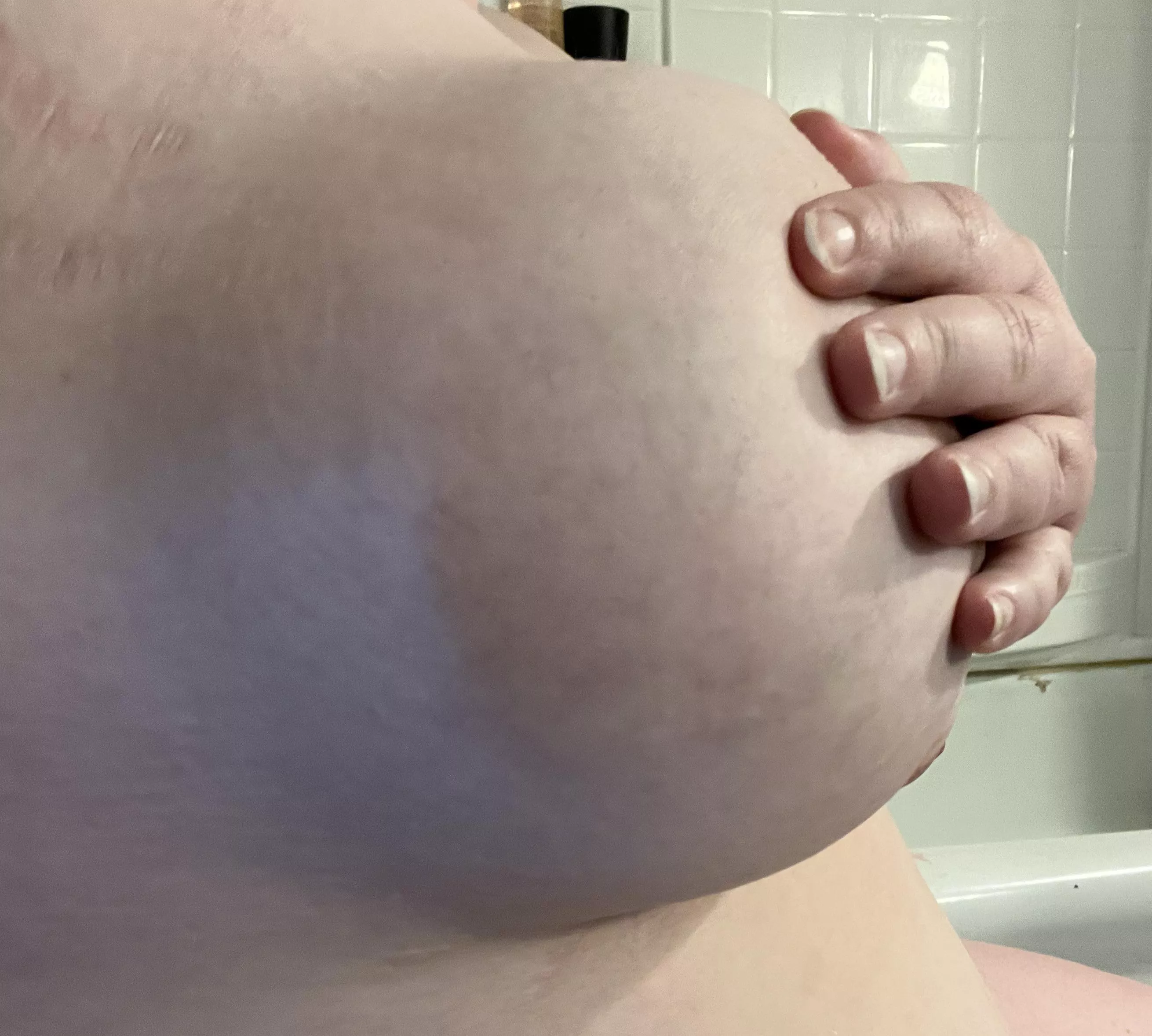 I think my boob is about to blow out with how engorged it is 🤣🤪😮‍💨