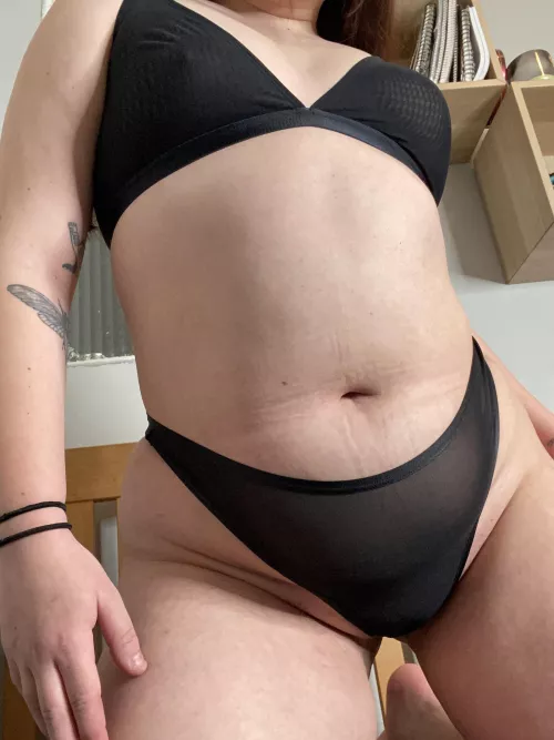 I usually don’t wear underwear but I thought this set was cute:) [f]