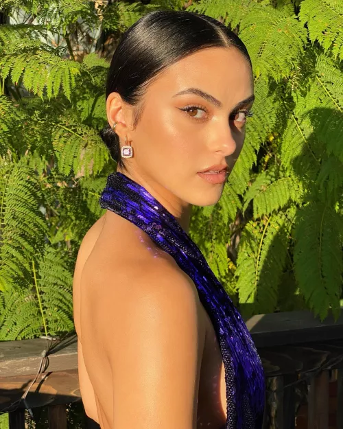 I wanna get dom by Camila Mendes and get so filthy on my 4th day edging without cumming