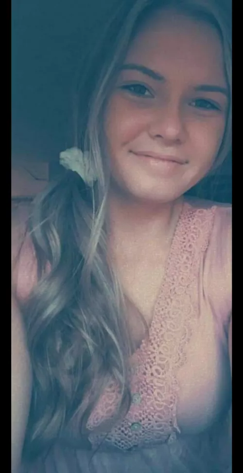 I want my face covered in cum, anyone want to help?