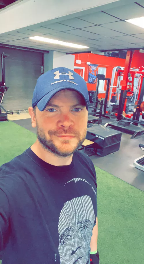 I was on a date last night and the guy left to go feed the meter and never came back. Been rejected a lot lately. 😞