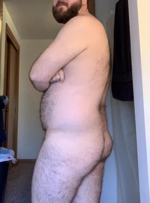 I was told to move my hands and show my ass on my last post