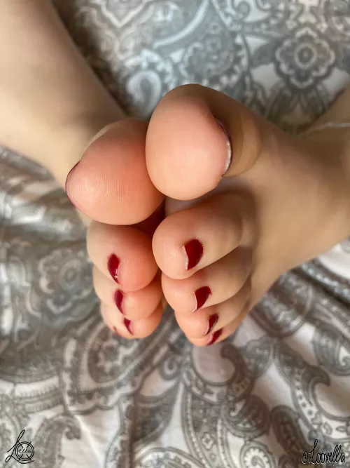 If you're happy and you know it, clap you feet