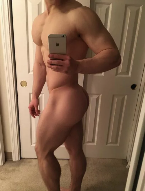 I’m 25 and I’m still a virgin. I’m only 5’7” tall but I try and work out to compensate for it. Opinions? 👀