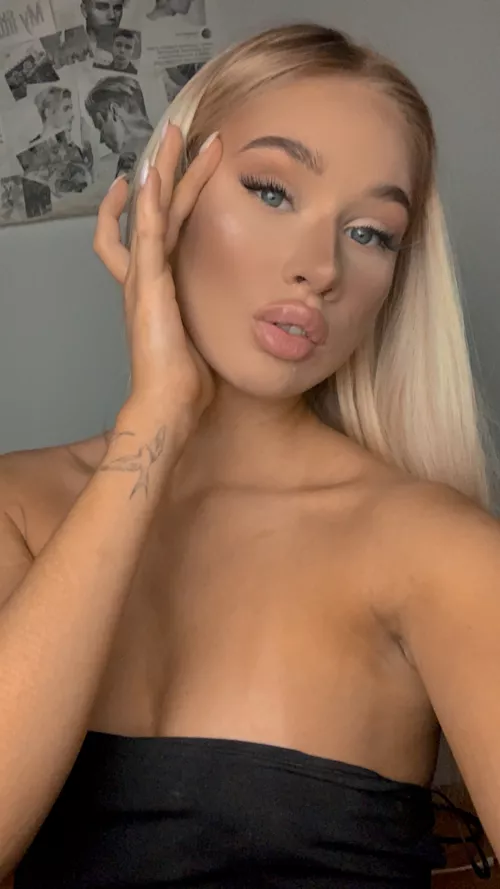 I’m a beauty on the outside, and a beast on the inside! 😉😘