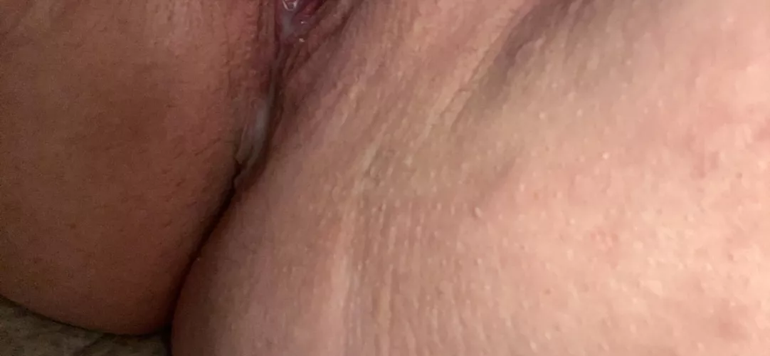 I’m a whore with no limits dms opened