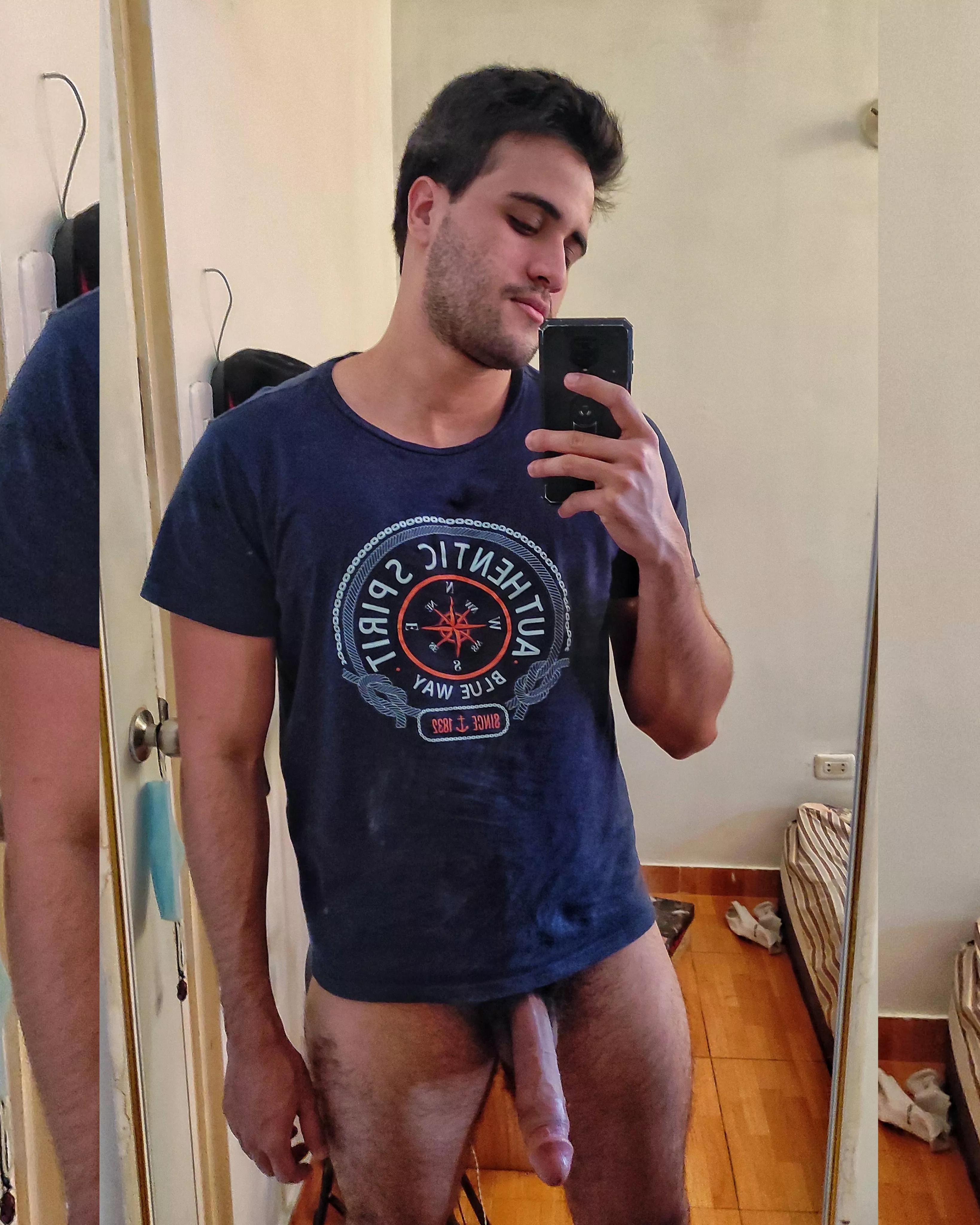I'm alone and bored 🥺