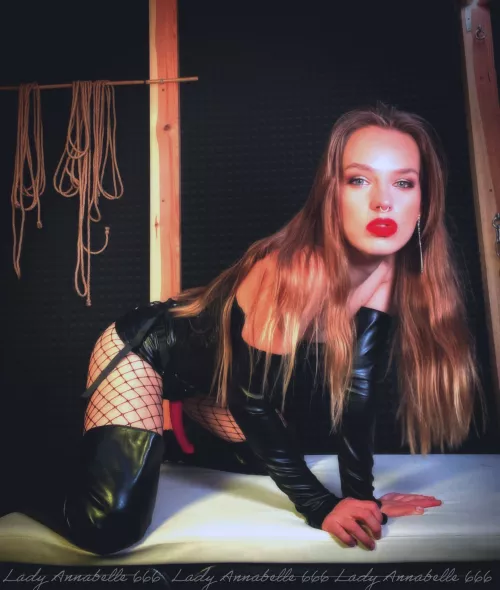 I'm in mood for having fun, so... ⛓️ Pick a number from 1 to 3 and I'll give you task for today. 🔥