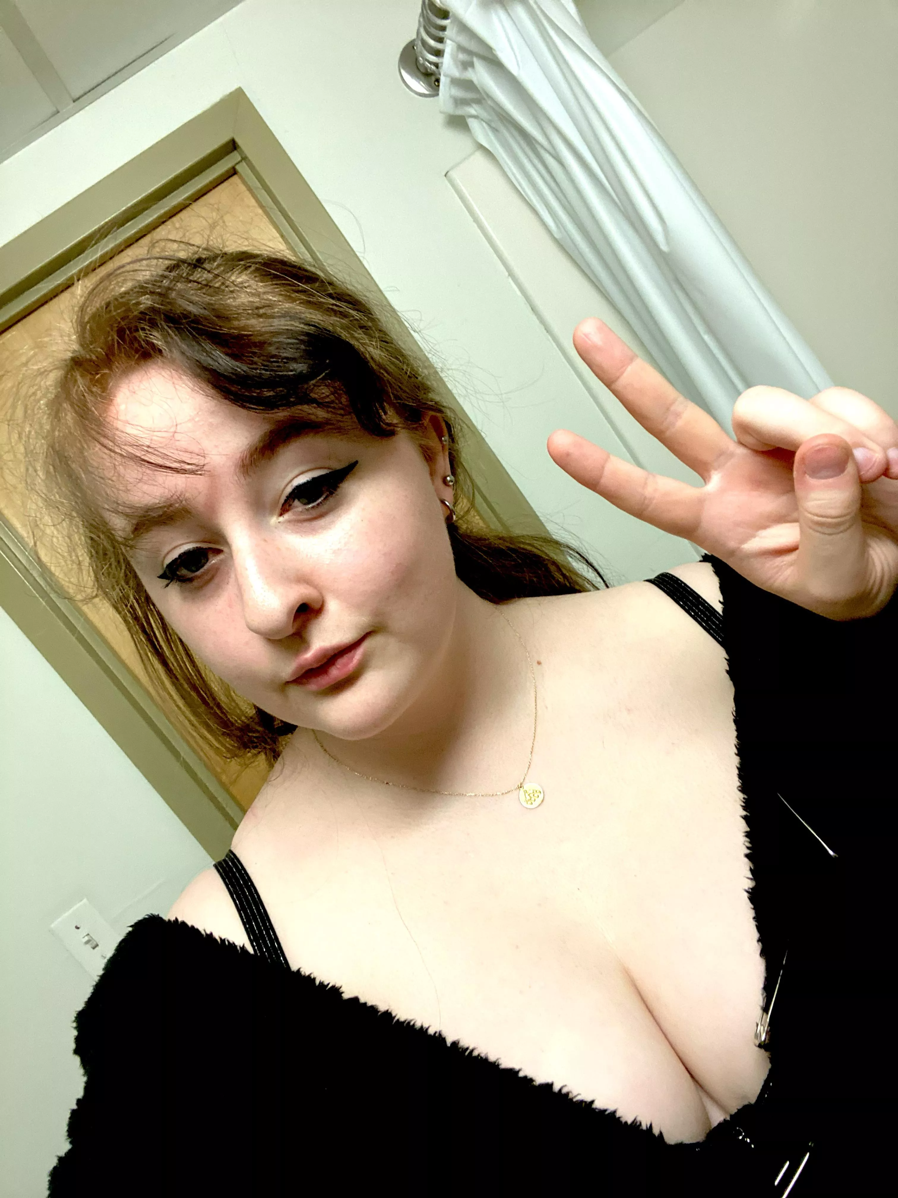 I’m new here 🖤