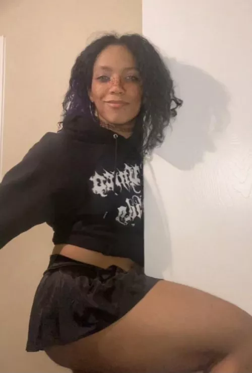 I’m new here, and I’m the biggest cumwhore you’ll ever meet. 🥰