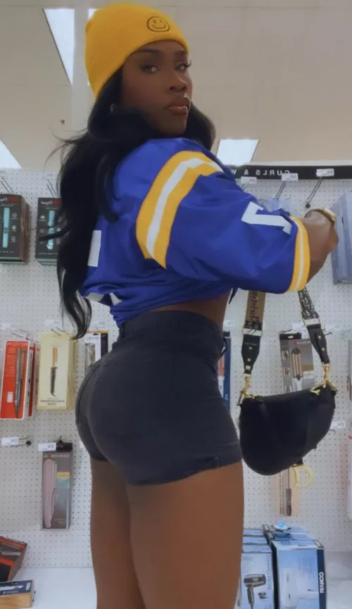 I’m not even an LSU fan but I felt cute in this 😈🍆🖤