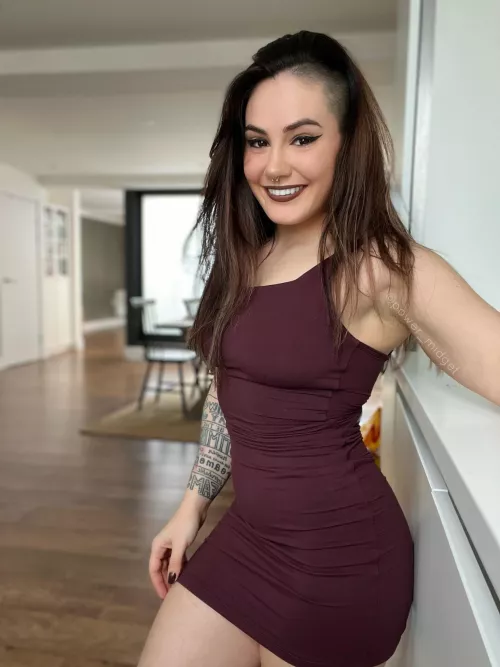 I’m only 4ft 8” but I think I’d look so cute with a full belly 🥺❤️