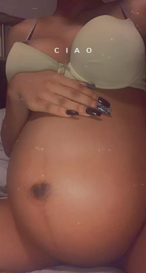 I’m ready to pop 😩