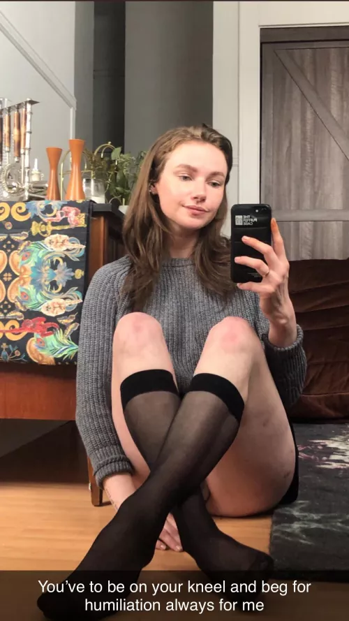 I’m seeking for submissive that’s ready to get turned into sissy bitch snap momdommer