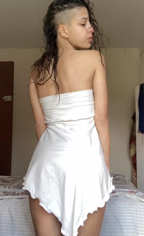 In bed hangover type of day… craving chicken nuggets if anyone fancies sending me some 😘