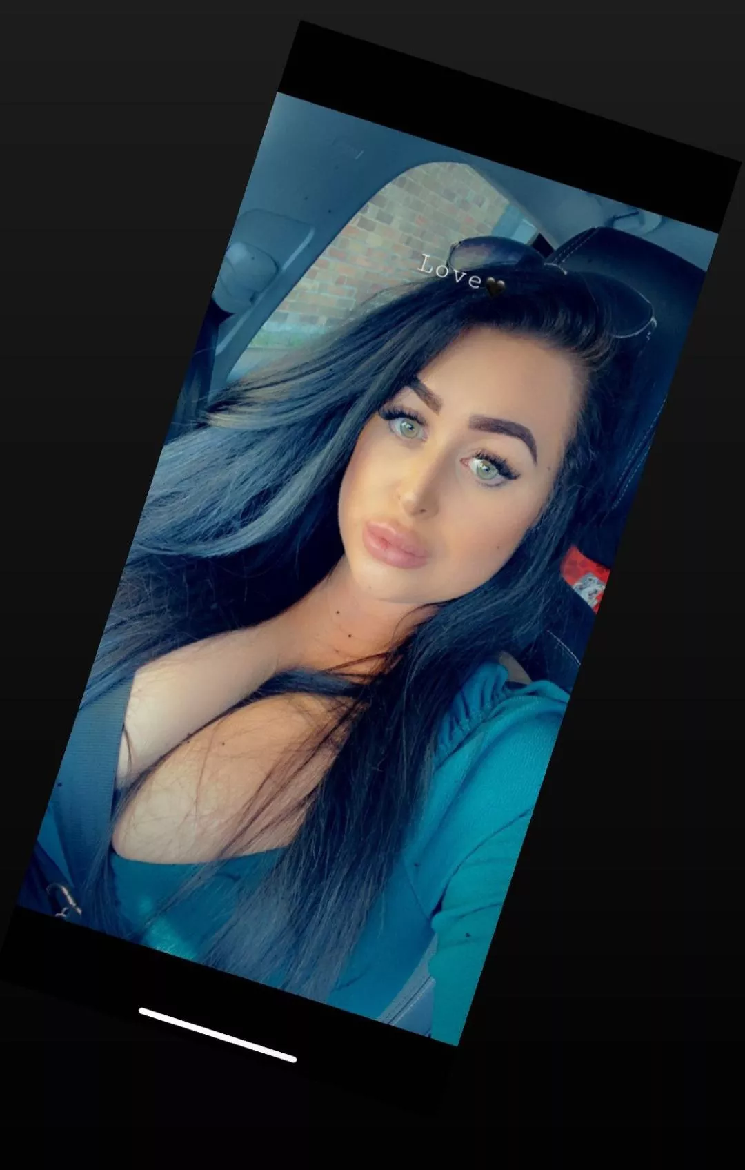 Inviting cleavage