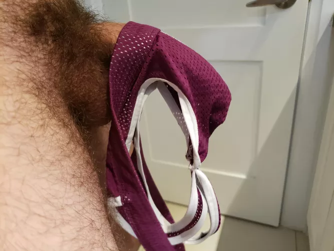 Is this a good place to hang the dirty laundry?