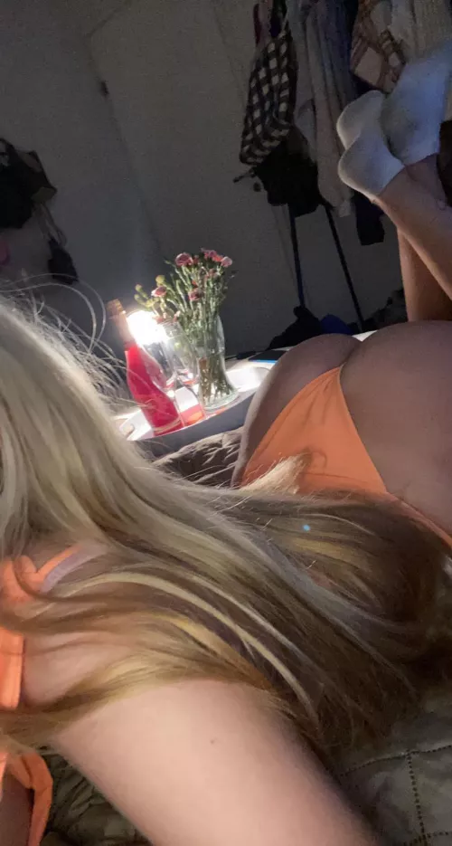 Is this the pose you asked for? If so im ready for you daddy!