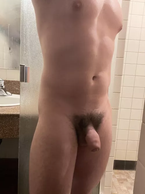 It keeps the head warm