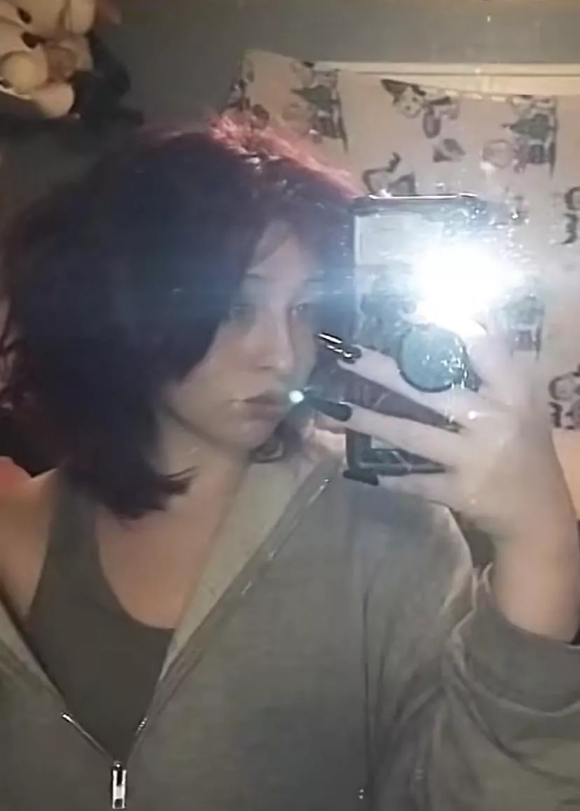 It’s a mirror selfie :) with my messy ass hair