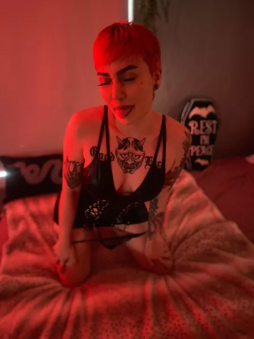 It’s [F]riday Night boys and girls, who wants me to show them who’s boss?