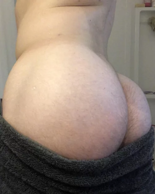 it’s so wet 💦💦