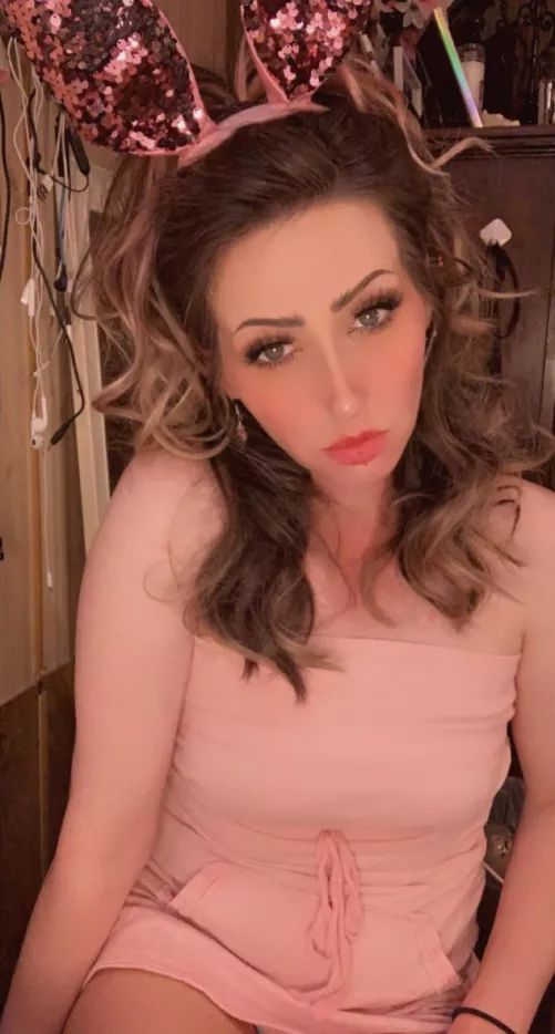 I’ve got your Easter candy come get it 🍭🍬💝💦(OC)