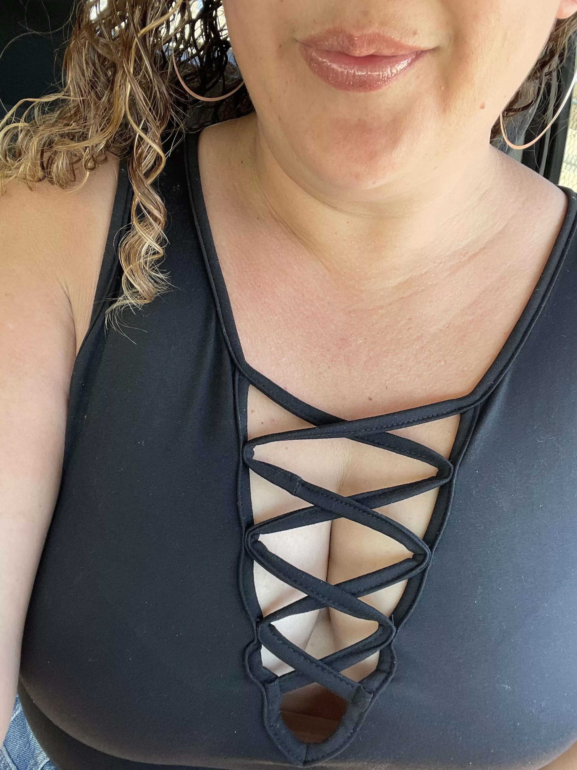 I’ve had this top for a year and today’s the first I’m wearing it
