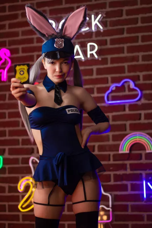 Judy Hopps by Murrning_Glow