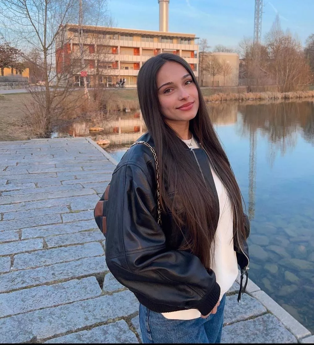 Julia Knezevic