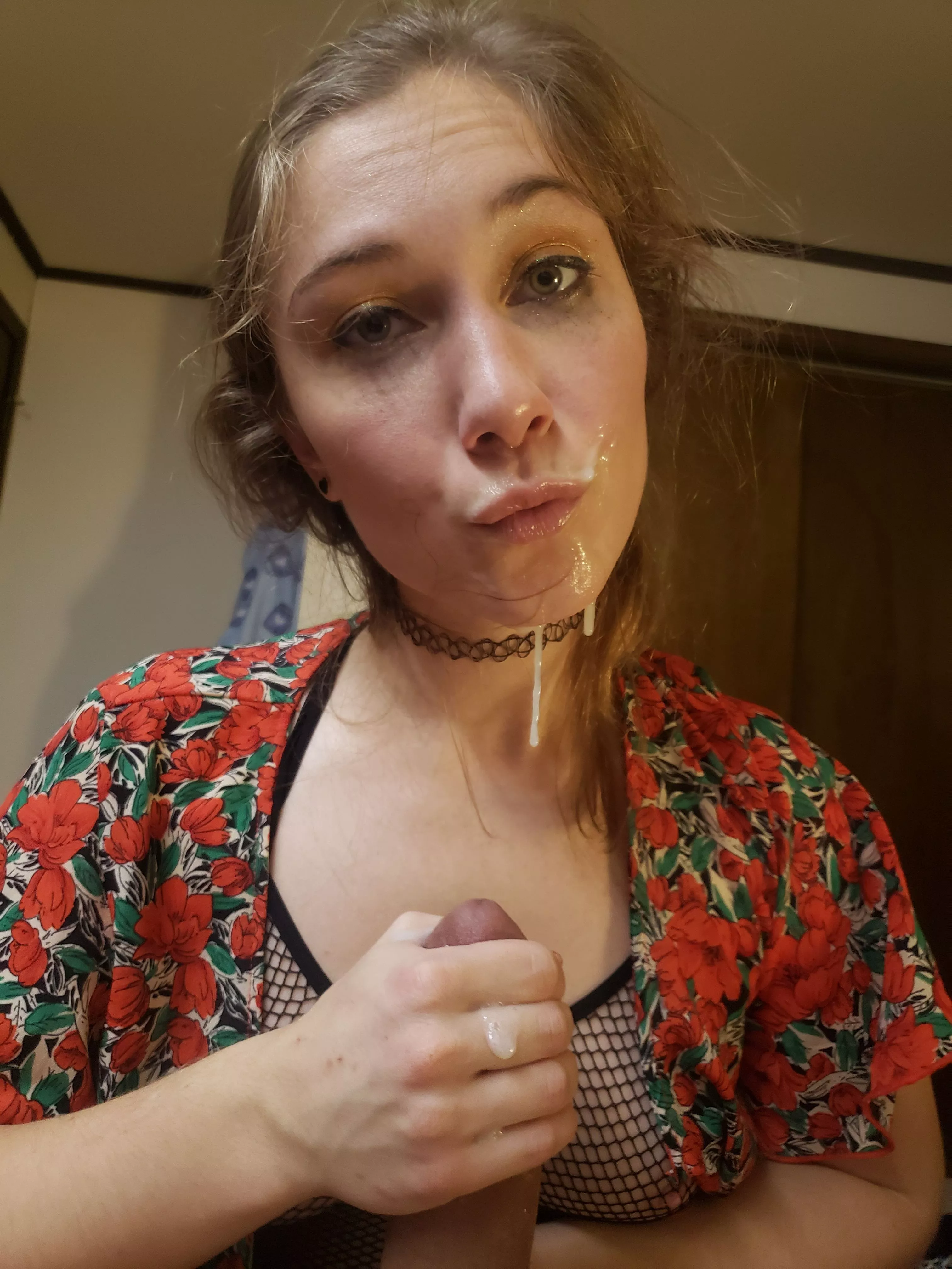 Cum all over her hawt face