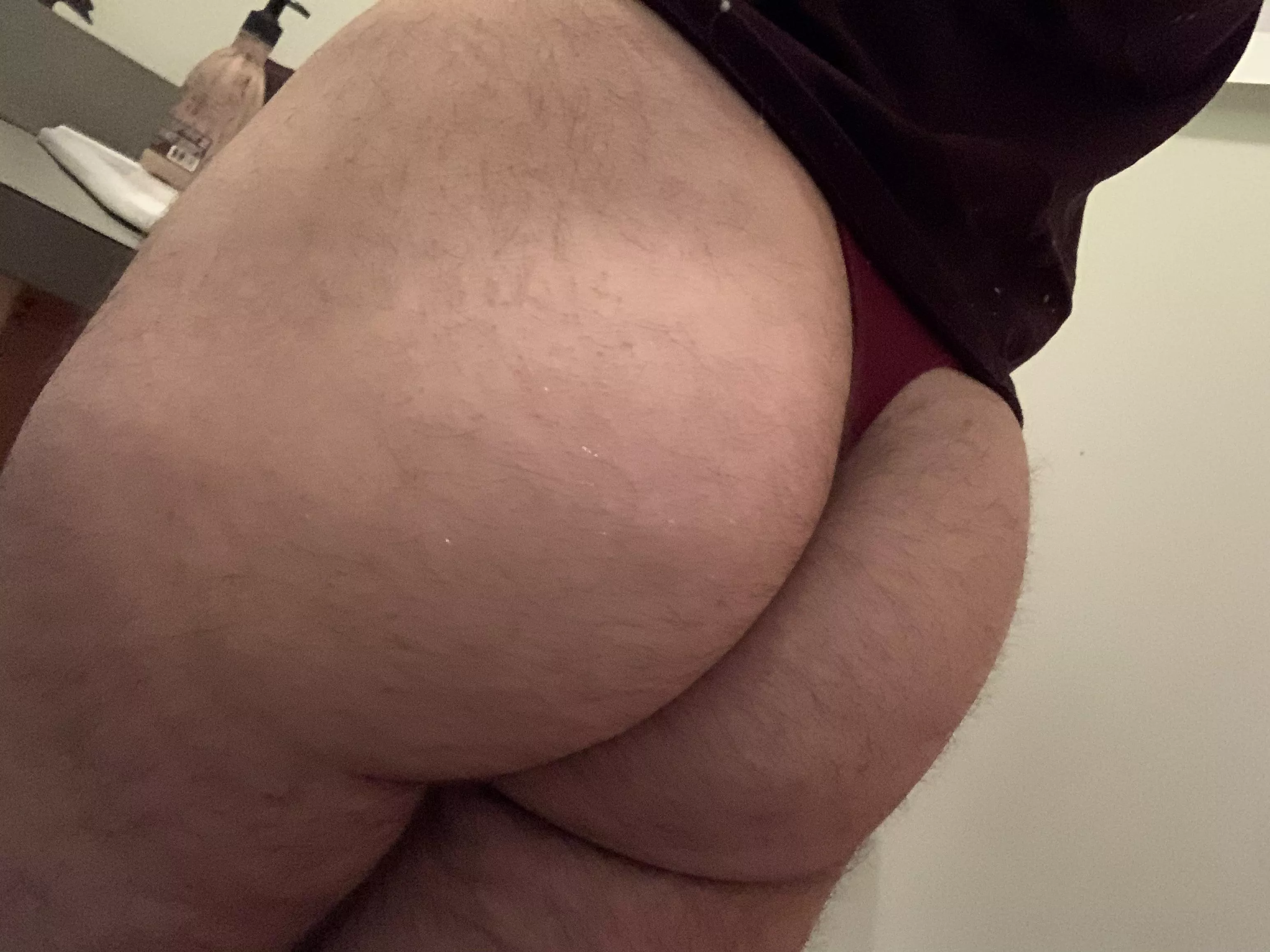 Just a simple thong today ❤️