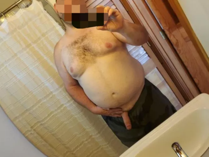 Just a thick titty lover🤤😉