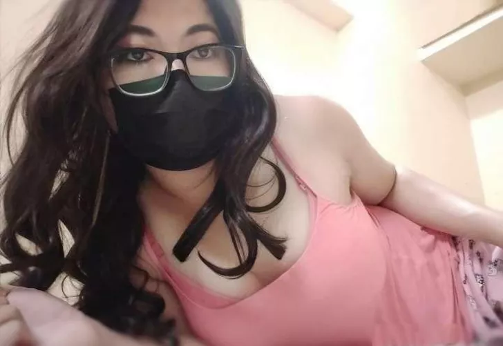 just came out as trans, do i look cute. ☺️💕💕