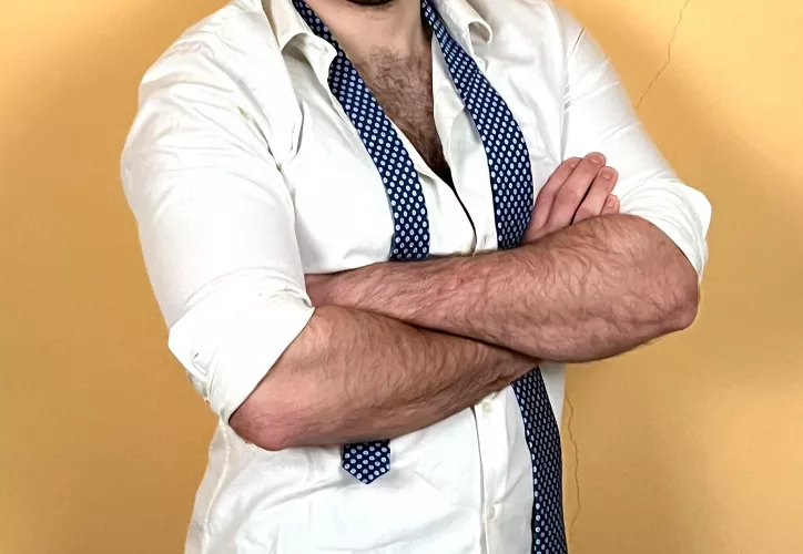 Just found this sub, hope you enjoy my hairy forearms