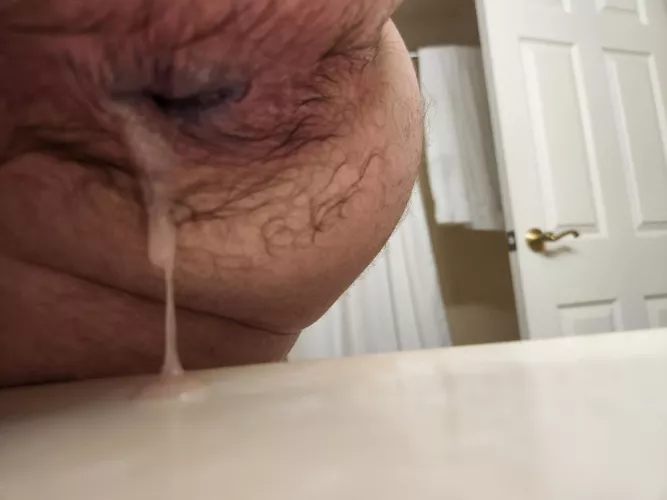 Just got breed truly anon for the first time in a hotel on a work trip. felt so good.