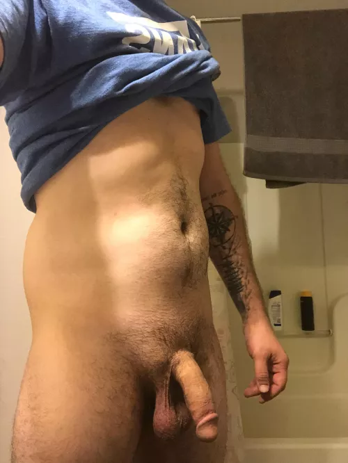 Just got home from work… anyone hungry bc I’m starving!