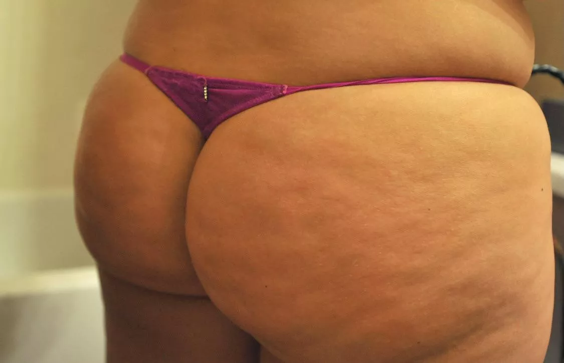 Just like the string, it’s easy to get lost in this ass