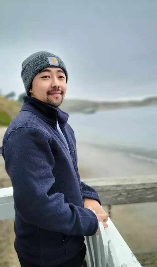 just saying hi 👋🏻 ☺️