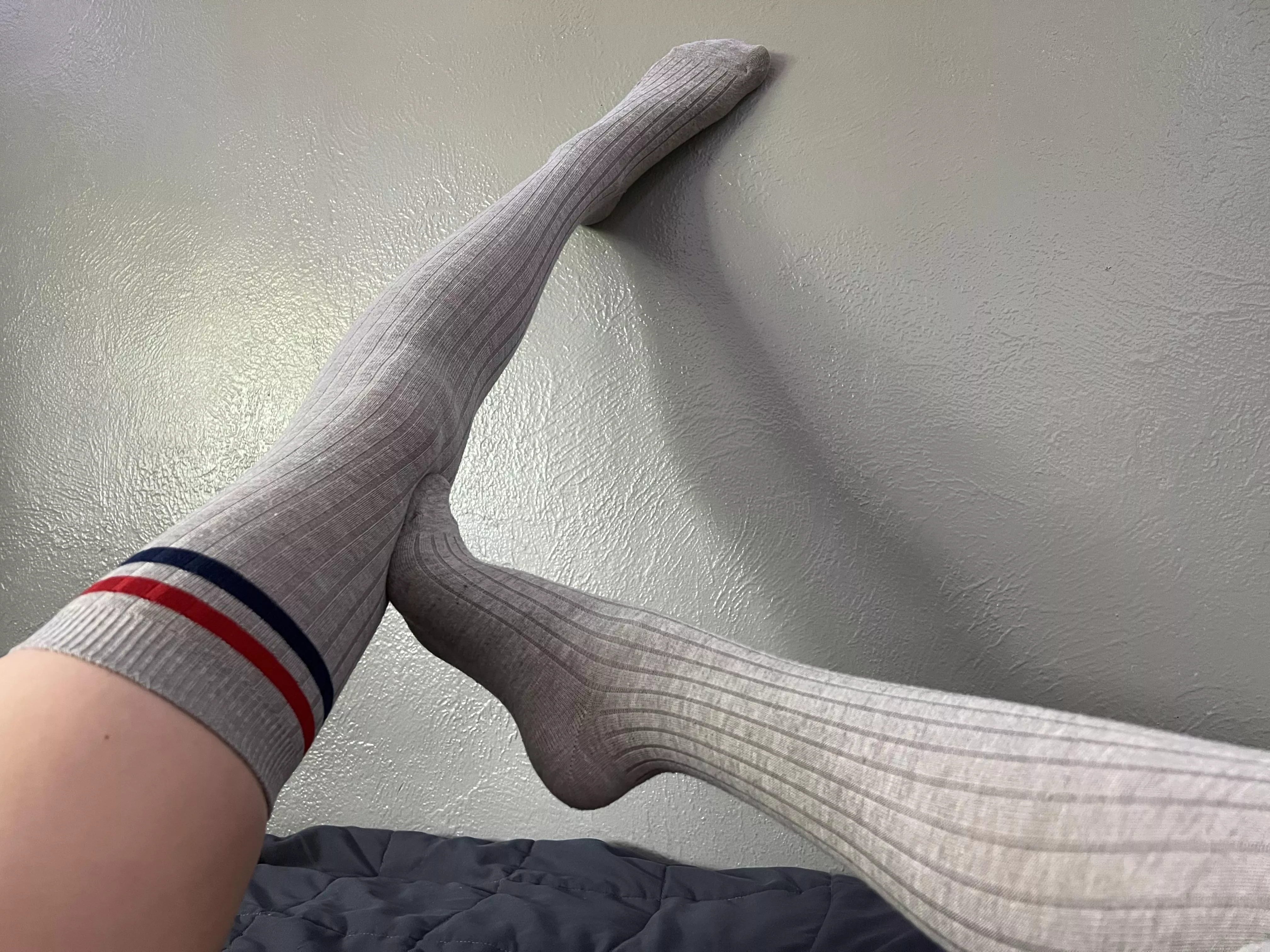 Just showing off my thigh highs💙❤️