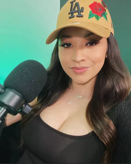 just the right amount to tease 🤤