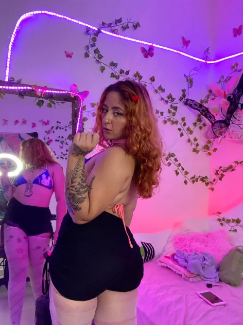 Just wondering if you’d enjoy eating my latina ass