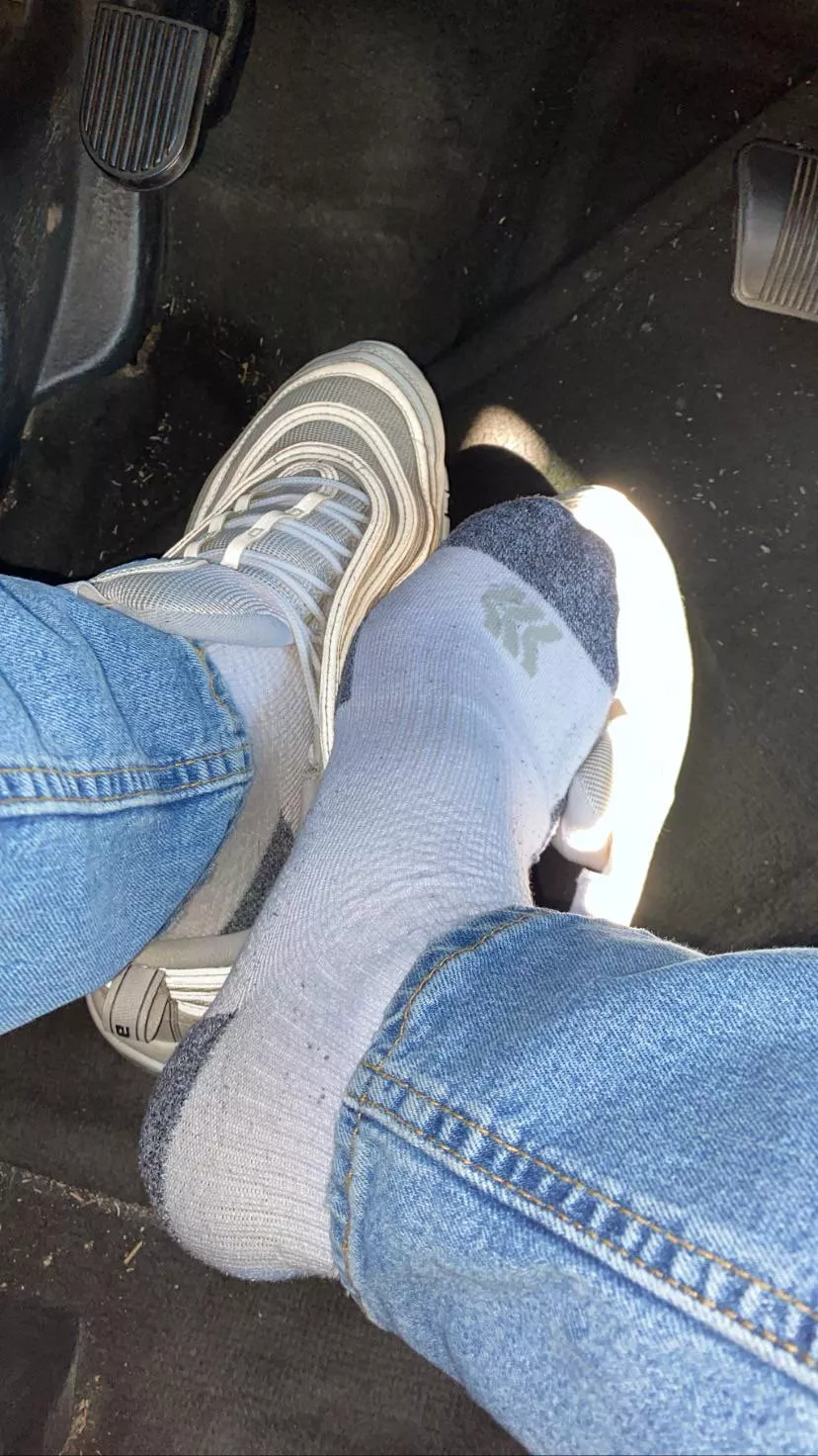 Kicks