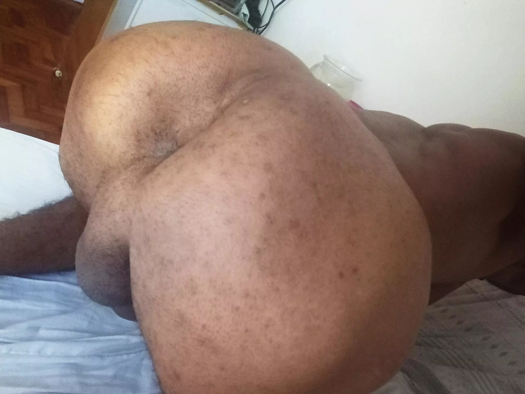 kiss that ass
