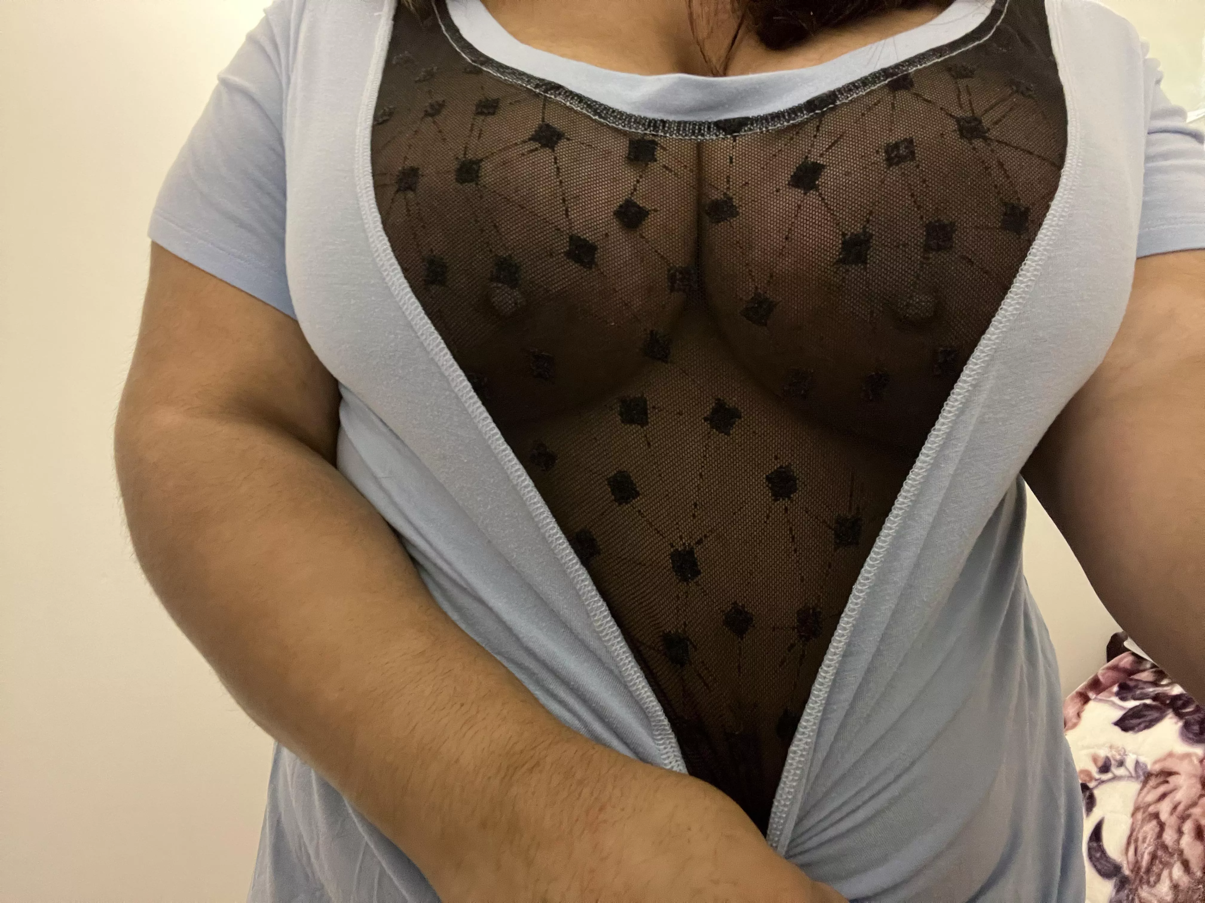 Lacey tits (f)
