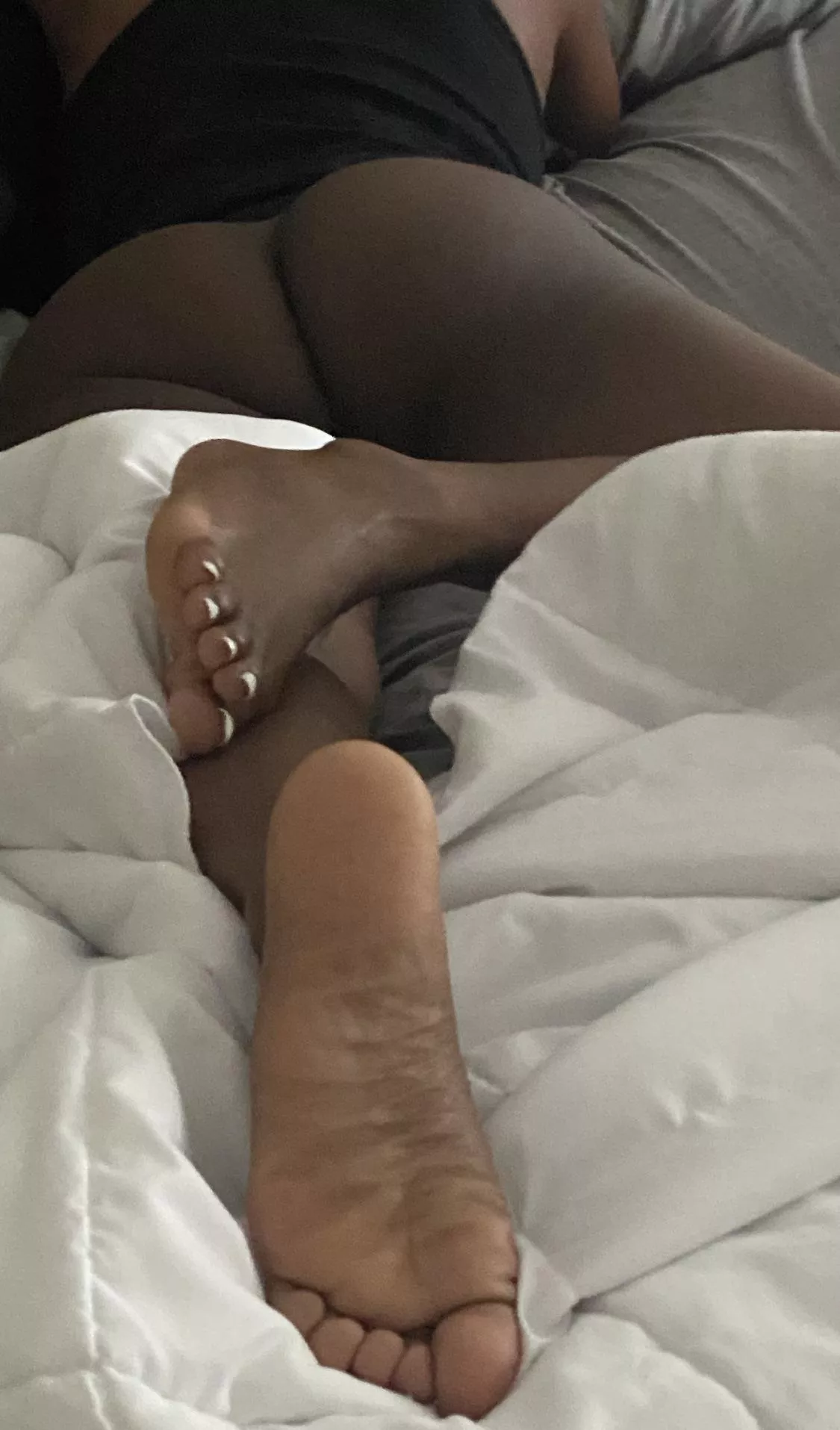 Laid out for ya