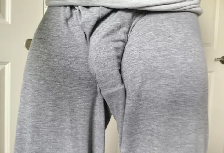 last day to show off my gray sweats