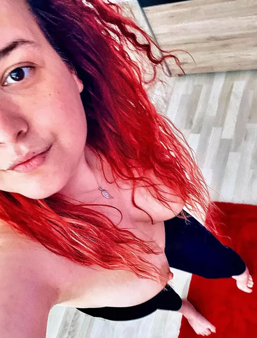 Leggings are the best for home… with no top of course 🤫