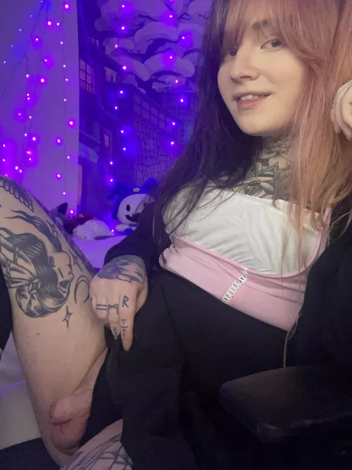 Legs spread… need head