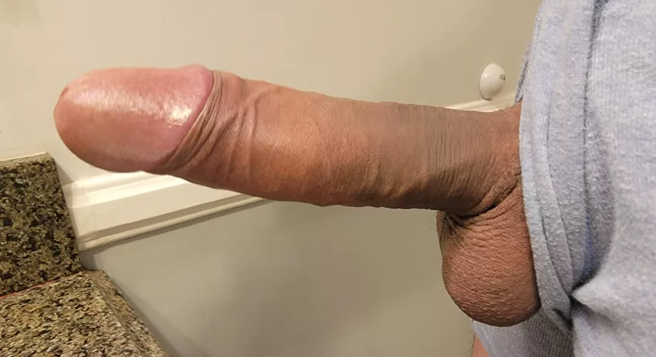 Let me be your daddy by owning your ass and impregnating you